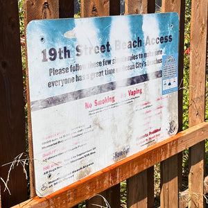 19th Street - Dune Crossing / Beach Access Sign